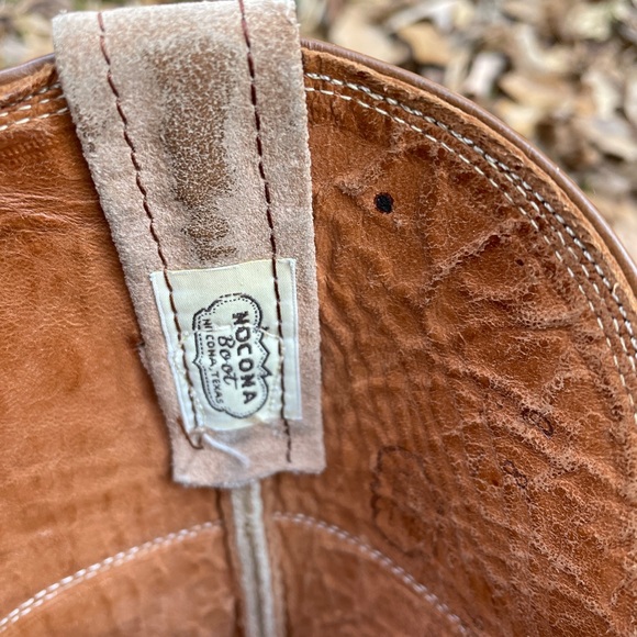 Vintage Nocona suede boots, Men’s 8D, Circa 80s. It’s boot season! - Picture 8 of 10